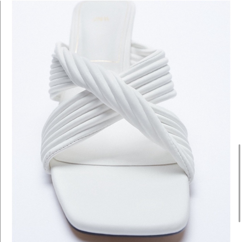 Zara pleated strap heeled sandals - Picture 5 of 8